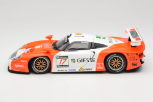 Porsche 911 GT1 Marlboro #17 E. Collard / M. Baldi FIA GT Championship 1997 UT Models 1:18 39722 Metalli — kuva 4 / 8