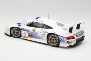 Porsche 911 GT1 #6 T. Boutsen / H-J. Stuck 1997 UT Models 1:18 39720 Metalli — kuva 7 / 8