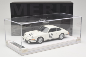 Porsche 911 S #42 R. Buchet / H. Linge Auguste Veuillet 24 Hours of Le Mans Class Winner 1967 IVY 1:18 REMC006 Hartsi — kuva 6 / 6