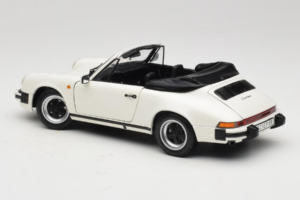 Porsche 911 SC Avoauto Valkoinen Minichamps 1:18 100063031 Metalli — kuva 7 / 8