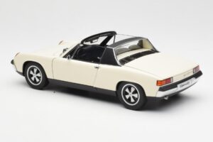 Porsche 914/6 Vaalea Norsunluu AUTOart 1:18 77933 Metalli — kuva 7 / 8