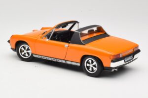 Porsche 914/6 Oranssi Revell 1:18 08864 Metalli — kuva 7 / 8
