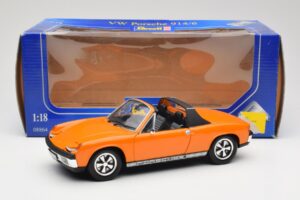 Porsche 914/6 Oranssi Revell 1:18 08864 Metalli — kuva 8 / 8