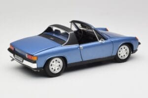 Porsche 914 Sininen Revell 1:18 08975 Metalli — kuva 3 / 8