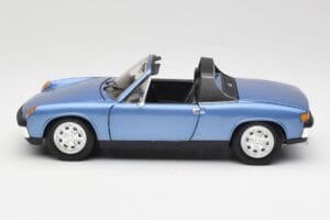 Porsche 914 Sininen Revell 1:18 08975 Metalli — kuva 4 / 8