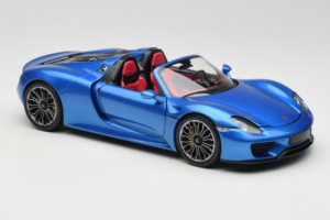 Porsche 918 Spyder Blue Metallic Minichamps 1:18 110062432 Metalli — kuva 6 / 8