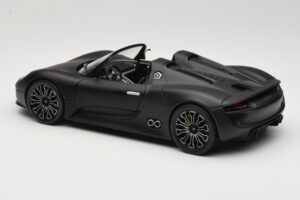 Porsche 918 Spyder Matte Black Minichamps 1:18 110060031 Metalli — kuva 7 / 8