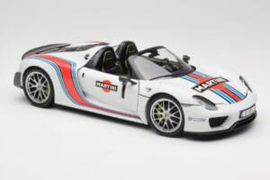Porsche 918 Spyder Weissach Package Martini Minichamps 1:18 110062440 Metalli — kuva 6 / 8