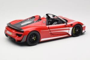 Porsche 918 Spyder Weissach Package Punainen & Valkoiset Raidat Minichamps 1:18 110062442 Metalli — kuva 4 / 9