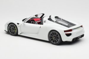 Porsche 918 Spyder Valkoinen Minichamps 1:18 110062436 Metalli — kuva 7 / 8