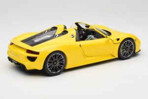 Porsche 918 Spyder Keltainen Minichamps 1:18 110062434 Metalli — kuva 3 / 8