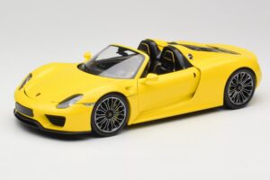 Porsche 918 Spyder Keltainen Minichamps 1:18 110062434 Metalli