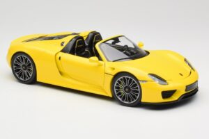 Porsche 918 Spyder Keltainen Minichamps 1:18 110062434 Metalli — kuva 6 / 8