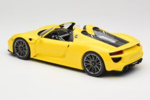 Porsche 918 Spyder Keltainen Minichamps 1:18 110062434 Metalli — kuva 7 / 8