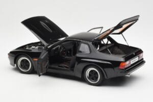 Porsche 924 Carrera GT Musta AUTOart 1:18 78001 Metalli — kuva 5 / 8