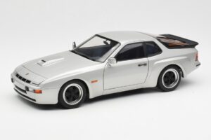 Porsche 924 Carrera GT Diamond Hopea AUTOart 1:18 78002 Metalli