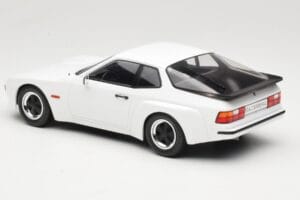 Porsche 924 Carrera GT Valkoinen MCG 1:18 MCG18197 Metalli — kuva 5 / 6
