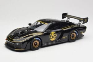 Porsche 935/19 Musta Kultaraidoilla Minichamps 1:18 155067568 Metalli