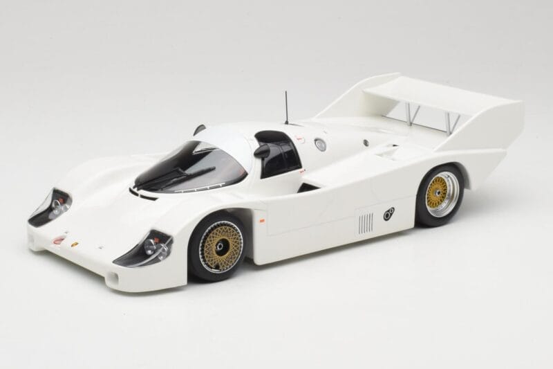 Porsche 956K Plain Body 1982 Minichamps 1:18 155826600 Metalli