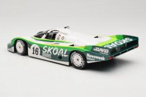 Porsche 956L #16 Skoal Bandit G. Edwards / D. Sears / M. Bleekemolen 24 Hours of Le Mans 1983 Minichamps 1:18 183836916 Metal — kuva 7 / 8