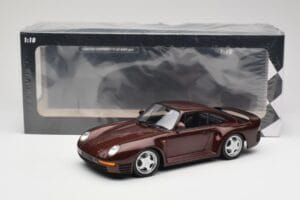 Porsche 959 Dark Red Metallic Minichamps 1:18 155066204 Metalli — kuva 6 / 6