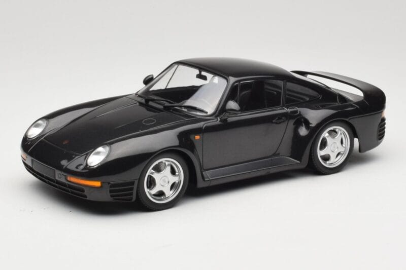 Porsche 959 Grey Metallic Minichamps 1:18 155066205 Metalli
