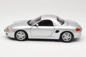 Porsche Boxster 986 Hard Top Hopea UT Models 1:18 27854 Metalli — kuva 4 / 8