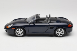 Porsche Boxster 986 S Night Blue UT Models 1:18 WAP021006-R1 Metalli — kuva 4 / 8