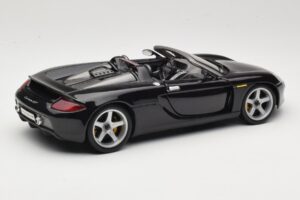 Porsche Carrera GT 980 Musta Maisto 1:18 36622 Metalli — kuva 3 / 8