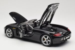 Porsche Carrera GT 980 Musta Maisto 1:18 36622 Metalli — kuva 5 / 8