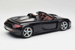 Porsche Carrera GT Musta Maisto 1:18 36665 Metalli — kuva 3 / 8