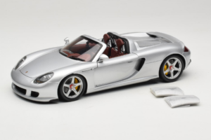 Porsche Carrera GT Silver Metallic Minichamps 1:18 WAP02103014 Metalli