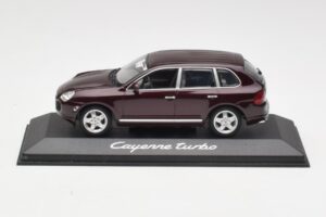 Porsche Cayenne 955 Turbo Tummanpunainen Minichamps 1:43 WAPC2000113 Metalli