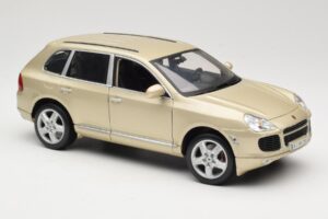 Porsche Cayenne S 955 Beige Maisto 1:18 WAPC2100213 Metalli — kuva 6 / 8