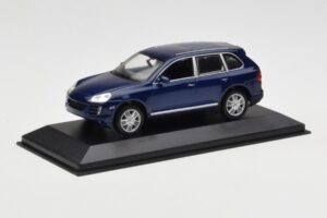 Porsche Cayenne S Sininen Minichamps 1:43 WAP02061217 Metalli — kuva 2 / 4