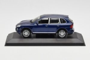 Porsche Cayenne S Sininen Minichamps 1:43 WAP02061217 Metalli