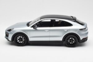Porsche Cayenne E3 S Coupe Dolo Hopea Norev 1:18 WAP0213220K Metalli — kuva 3 / 6