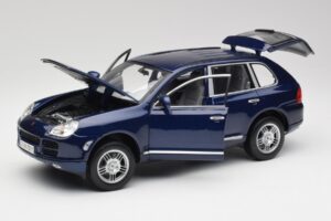 Porsche Cayenne S 9PA Dark Sea Sininen Metallic Maisto 1:18 31635 Metalli — kuva 2 / 8