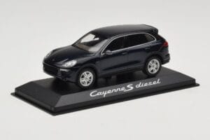Porsche Cayenne 958 S Diesel Blue Metallic Minichamps 1:43 WAP0200080E Metalli — kuva 2 / 4