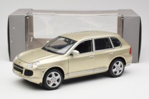 Porsche Cayenne Turbo 955 Beige Maisto 1:18 WAP02100113 Metalli — kuva 8 / 8