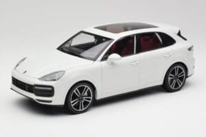 Porsche Cayenne 9YA Turbo Valkoinen Metallic Minichamps 1:18 155042560 Metalli