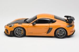 Porsche Cayman GT4 RS 982 Weissach Package Bahama Yellow Norev 1:18 187252 Metalli — kuva 4 / 8