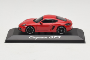 Porsche Cayman 981 GTS Punainen Minichamps 1:43 WAP0200150E Metalli