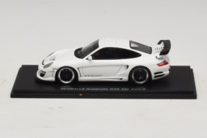 Porsche Gemballa Avalanche GTR 650 Evo 997 Valkoinen Spark 1:43 S0719 Hartsi