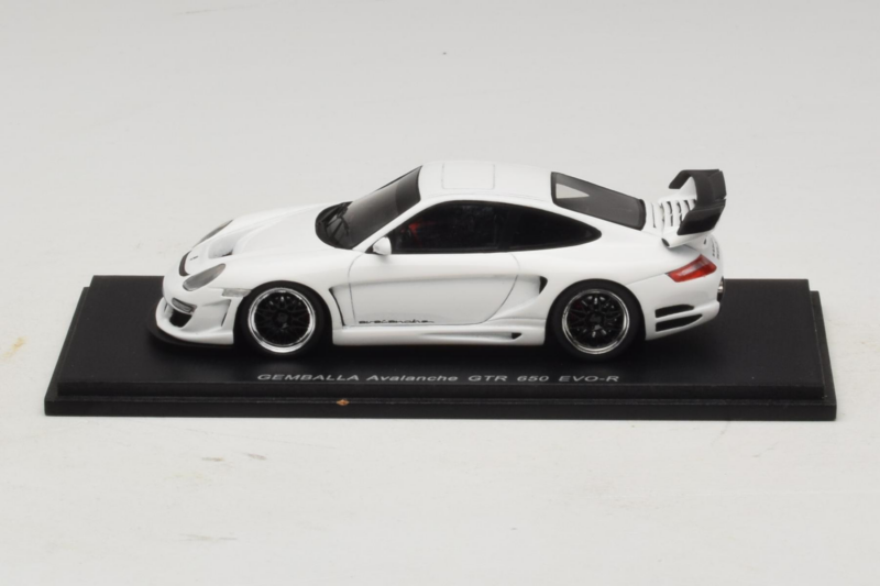 Porsche Gemballa Avalanche GTR 650 Evo 997 Valkoinen Spark 1:43 S0719 Hartsi