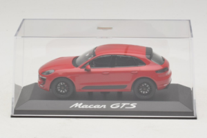 Porsche Macan 95B GTS Punainen Minichamps 1:43 WAP0206030G Metalli — kuva 4 / 5