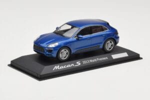 Porsche Macan 95B S Sininen World Premiere Minichamps 1:43 WAP0201550E Metalli — kuva 2 / 4