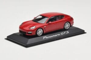 Porsche Panamera 970 GTS Punainen Minichamps 1:43 WAP0200230C Metalli — kuva 2 / 4