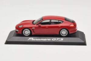Porsche Panamera 970 GTS Punainen Minichamps 1:43 WAP0200230C Metalli