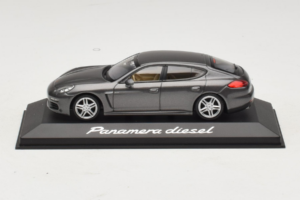 Porsche Panamera 970 Diesel Grey Metallic Minichamps 1:43 WAP0202300E Metalli